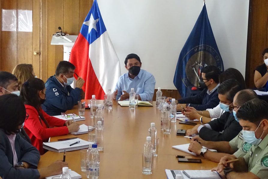 Con importantes acuerdos partió la Mesa de Seguridad en la Educación convocada por la Delegación del Loa