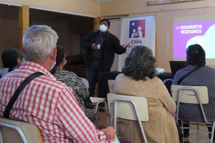 Personas mayores se interiorizaron sobre sus derechos y los alcances de la Pensión Garantizada Universal