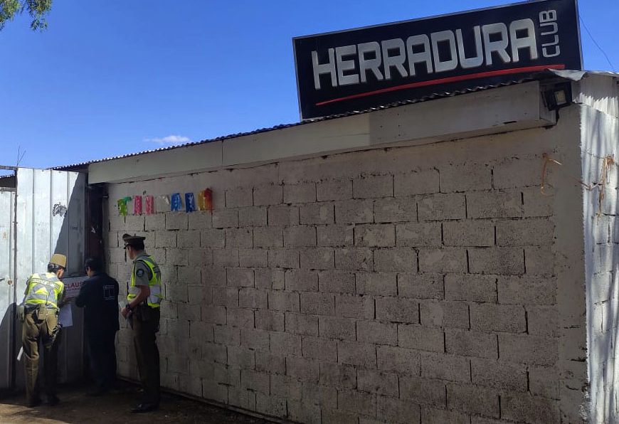 Clausuran local donde se registró el homicidio de un joven en febrero pasado