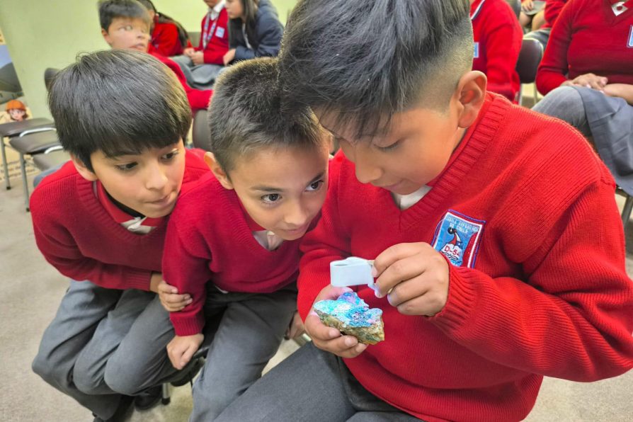 Niñas y niños de la escuela República de Chile reflexionaron sobre el patrimonio natural y legado histórico de Chuquicamata