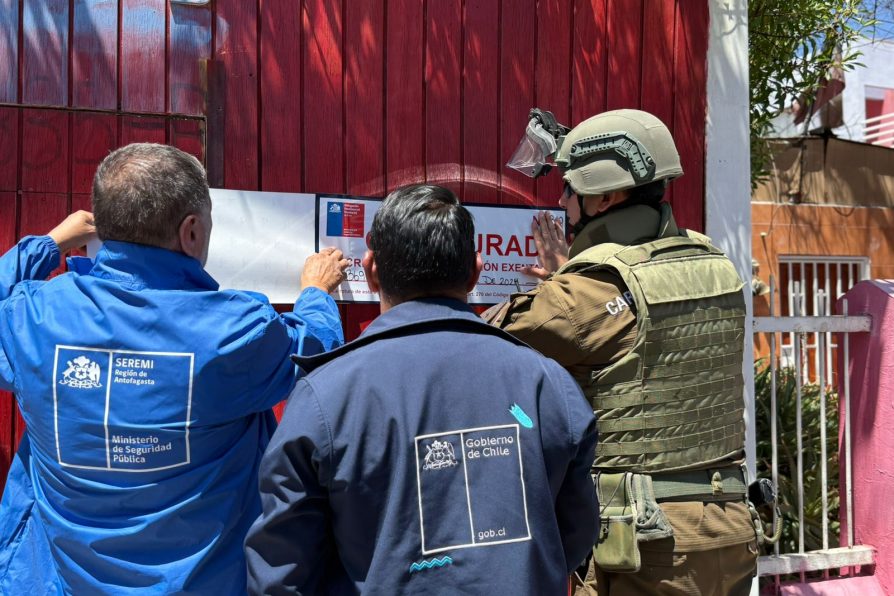 Delegación de El Loa alcanza 38 clausuras en su lucha contra locales que operan al margen de la ley                                                                                                                                                                                                                                                                                                                                                                                                                                                                                                                                                                                                                                                                                                                                                                                                                                                                                                                                                                                                                                                                                                                                                                                                                                                                                                        