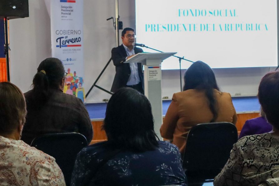 Gobierno abordó nuevos proyectos, pensiones, emergencia habitacional y avances en salud junto a vecinos de El Loa