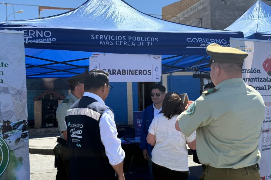 Más de 1.500 atenciones marcaron las Plazas de Servicios 2025: Delegación de El Loa cierra el año con nueva jornada en sector poniente